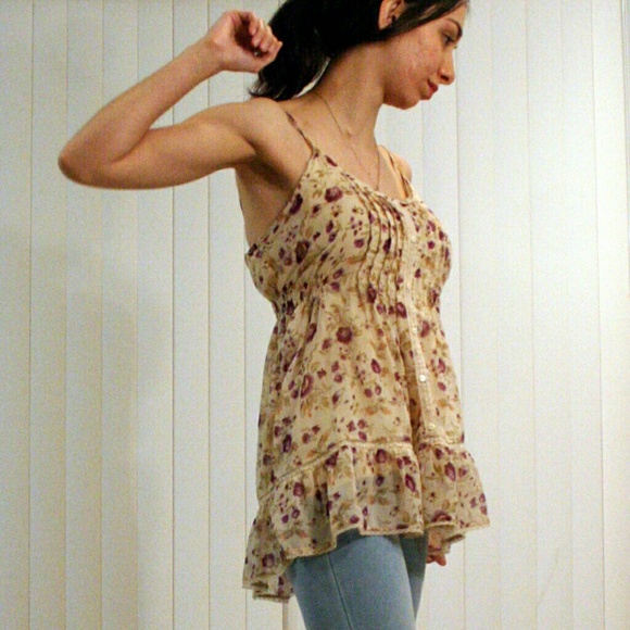 Fun, flirty peasant tank - Picture 2 of 4